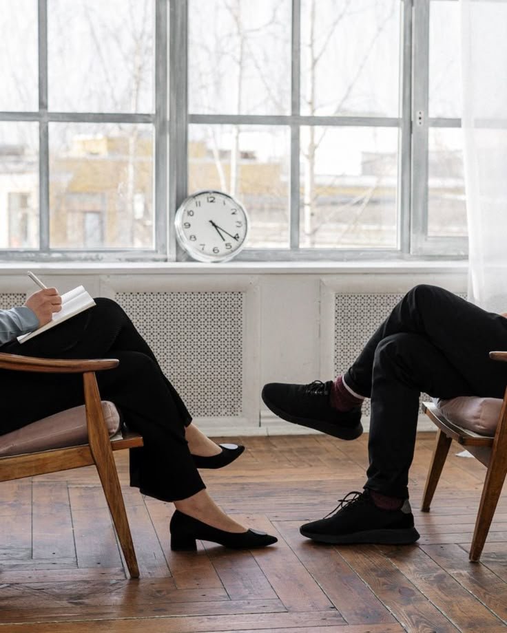 cui ii mai incredintezi mintea ta? - diana encea psiholog